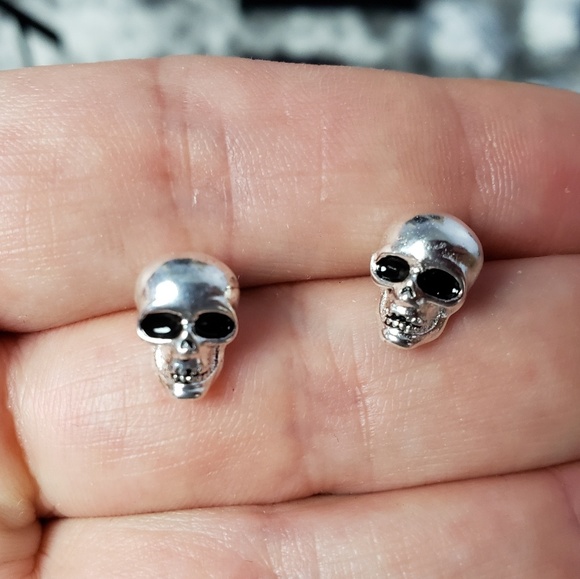 Jewelry - Skulls 💀 Silver Plated Halloween Punk Goth Stud